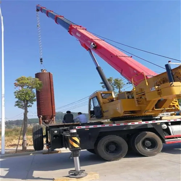 江陵专业吊车租赁多少钱