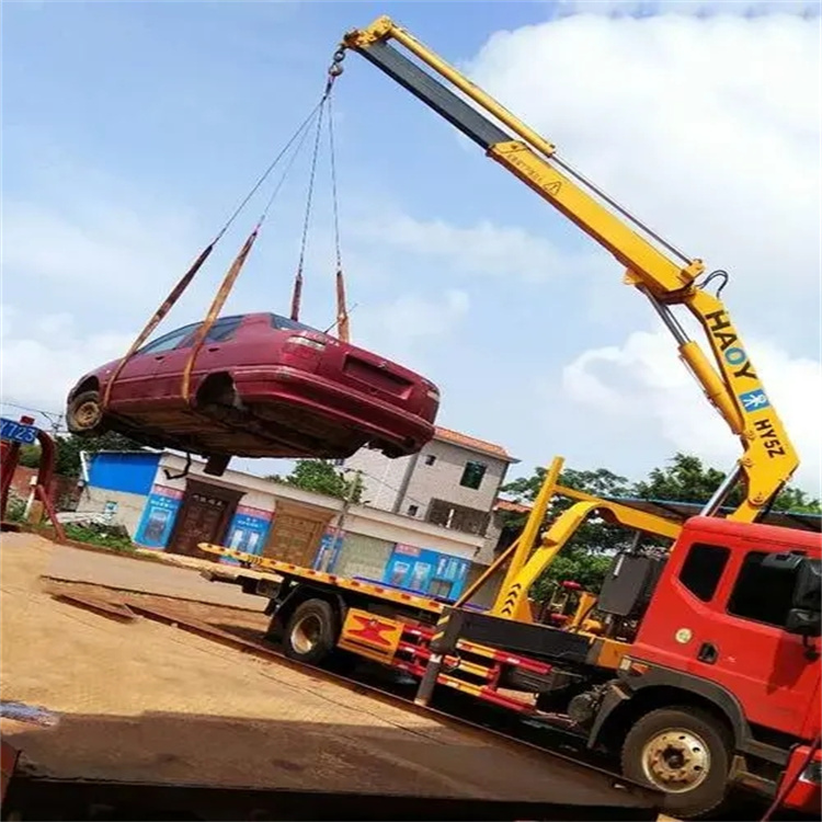 江陵吊车救援小汽车怎么吊