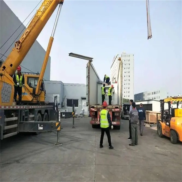 江陵如何找到附近的吊车救援服务