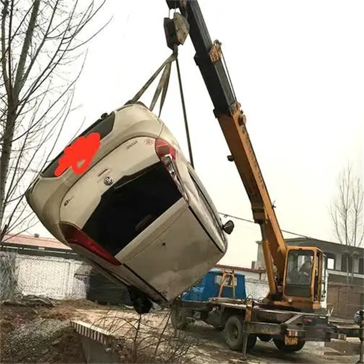 江陵随时待命，吊车24小时道路救援服务全解析